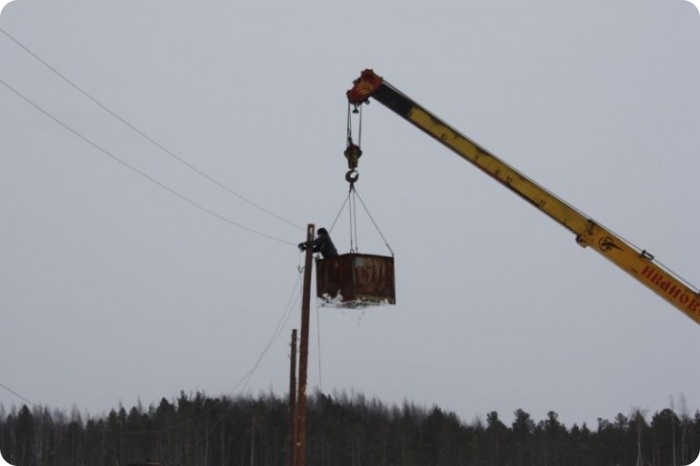 Суровые условия работы нефтянников (42 фото)