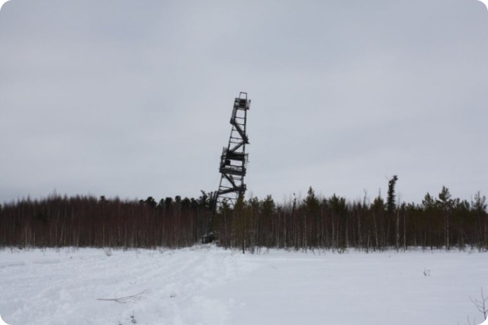 Суровые условия работы нефтянников (42 фото)