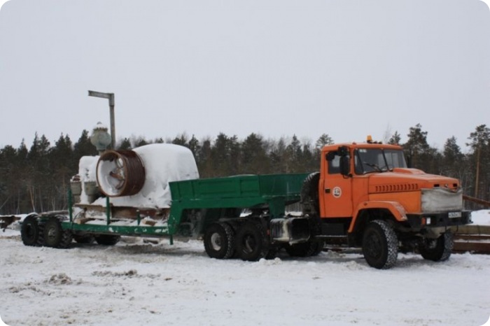 Суровые условия работы нефтянников (42 фото)