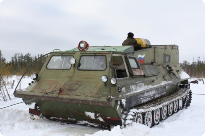 Суровые условия работы нефтянников (42 фото)