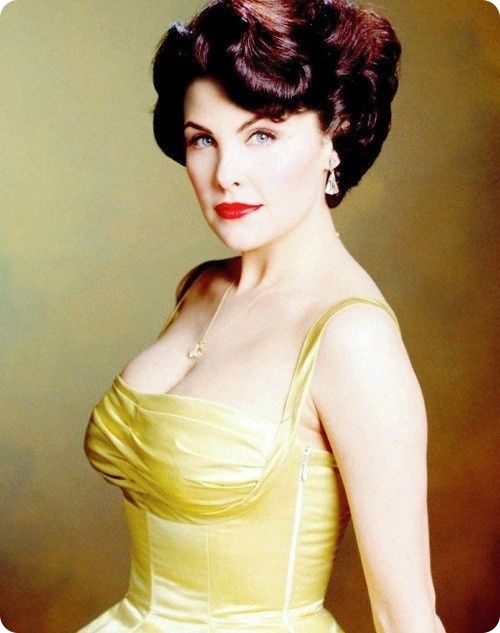 ТОП-50 актрис с самыми чувственными губами (50 фото)