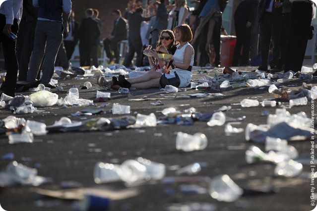 Как отдыхают английские женщины (31 фото)