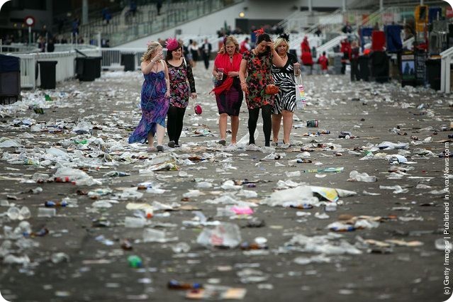 Как отдыхают английские женщины (31 фото)