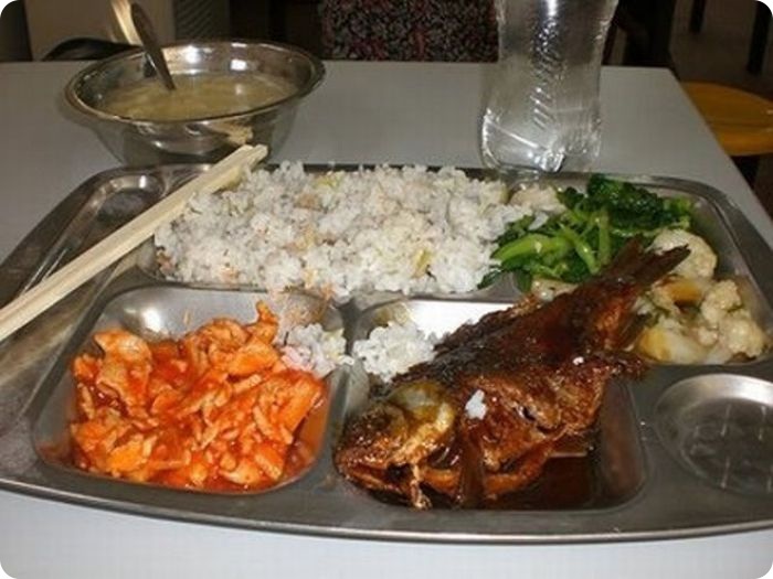 Школьная еда в разных стран мира (40 фото)