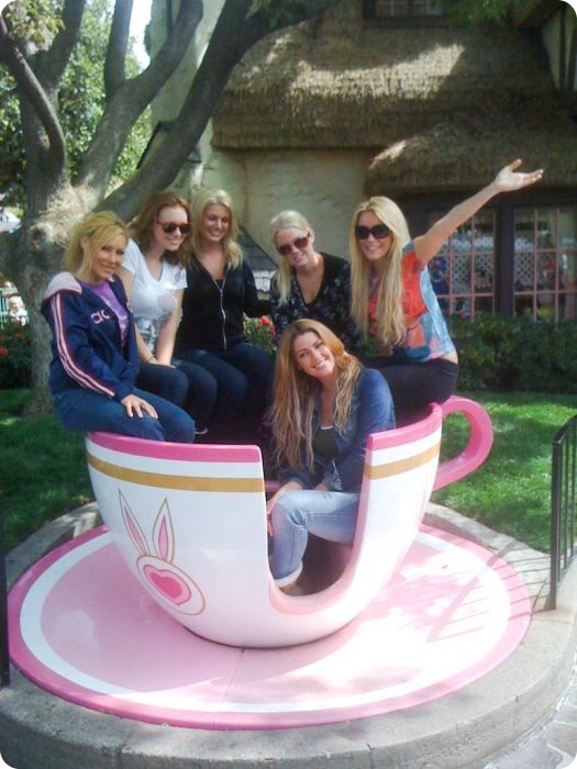 От главного плейбоя мира сбежала невеста (58 фото)