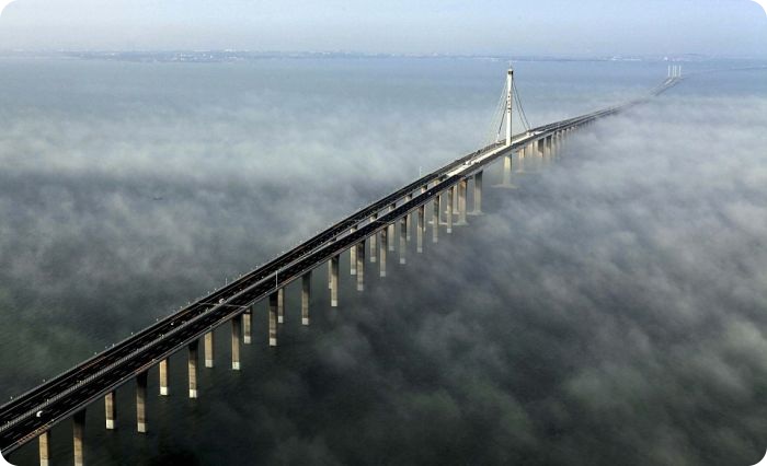 Китай наводит гигантские мосты (14 фото + видео)