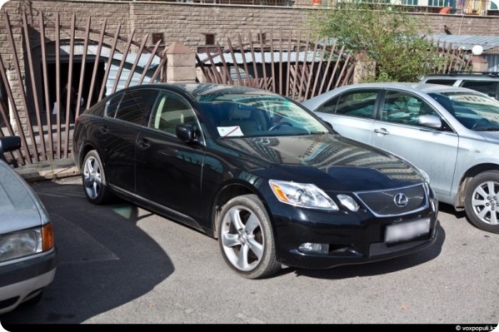 На чем ездят Студенты Казахстана (23 фото)