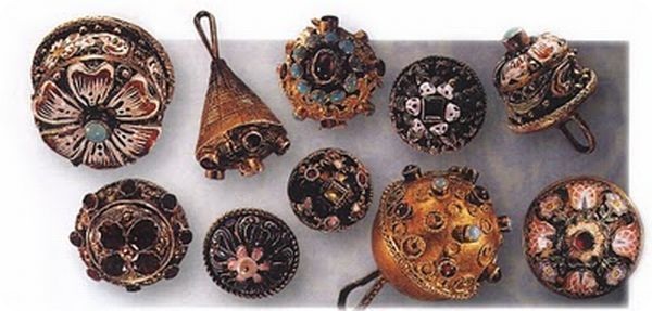 Про пуговицы (31 фото)