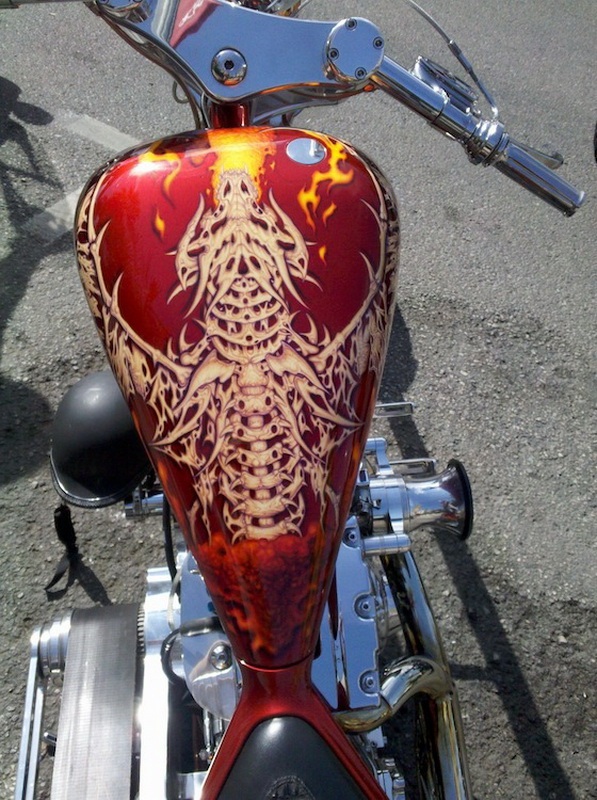 Мотоциклы и солнечный свет мотофестиваль “Американская жара”