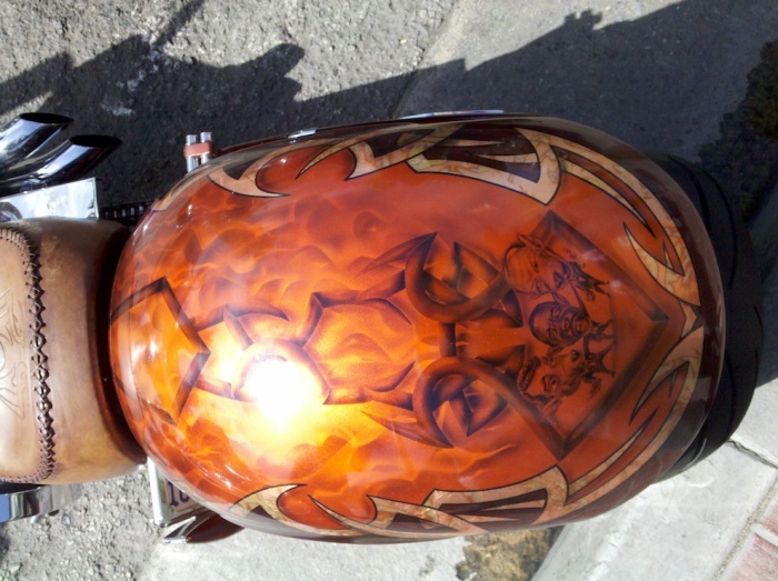 Мотоциклы и солнечный свет мотофестиваль “Американская жара”