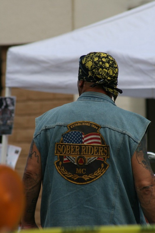 Мотоциклы и солнечный свет мотофестиваль “Американская жара”