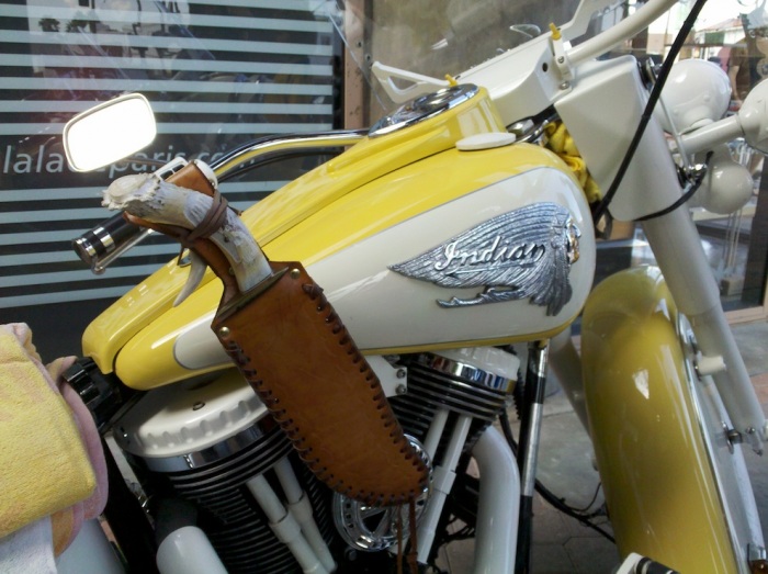 Мотоциклы и солнечный свет мотофестиваль “Американская жара”