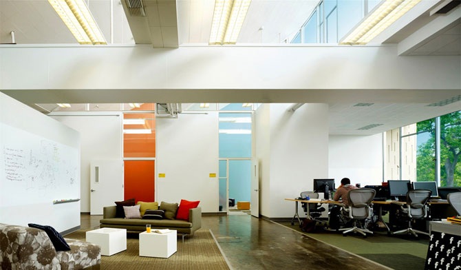 Экскурсия по главному офису компании Facebook