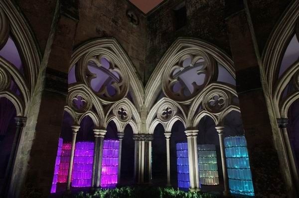 Световые инсталляции британского художника Bruce Munro (30 фото)