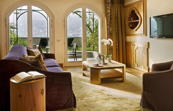 Casta Diva Resort на озере Комо