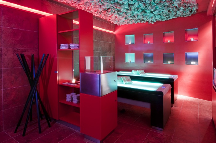 Casta Diva Resort на озере Комо