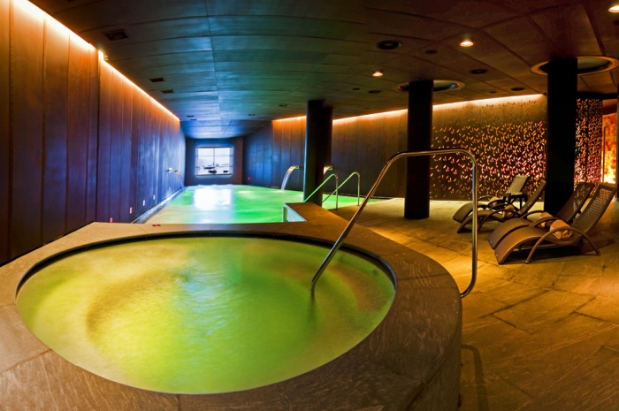 Casta Diva Resort на озере Комо