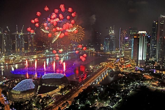 Новогодние фейерверки (47 фото)