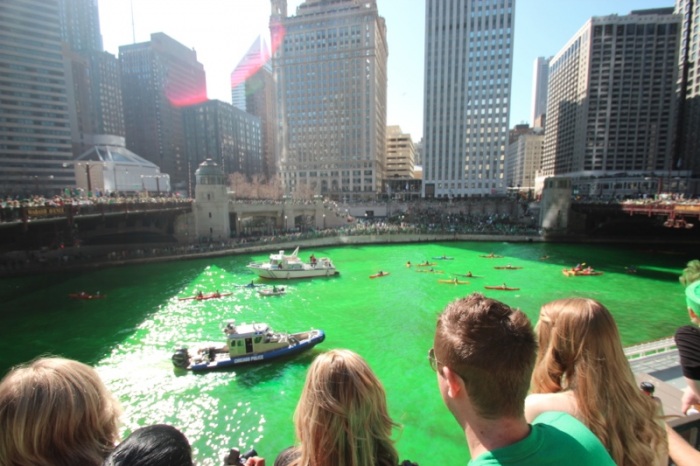 Зеленая река лепреконов (47 фото + 1 видео)