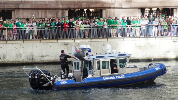 Зеленая река лепреконов (47 фото + 1 видео)