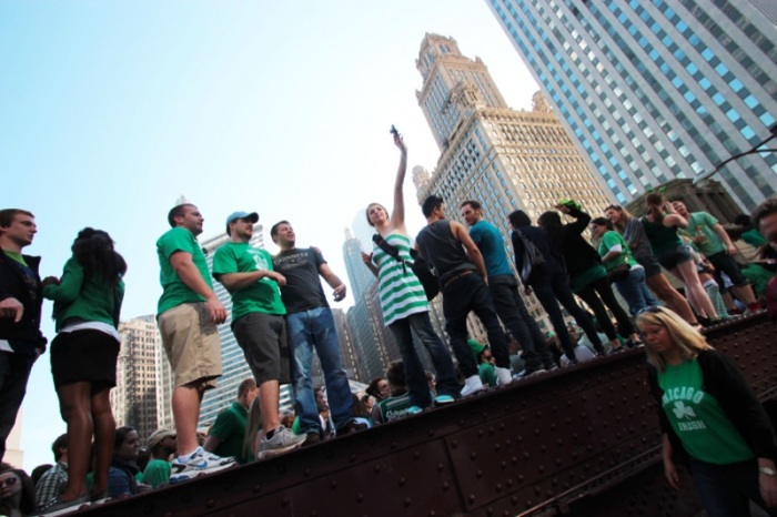 Зеленая река лепреконов (47 фото + 1 видео)