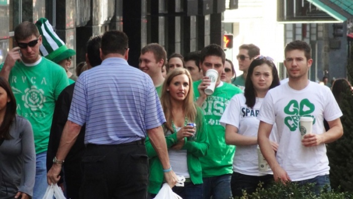 Зеленая река лепреконов (47 фото + 1 видео)