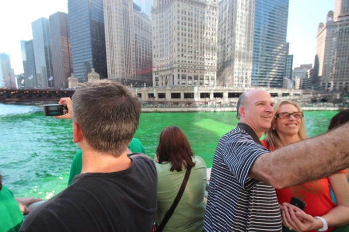 Зеленая река лепреконов (47 фото + 1 видео)