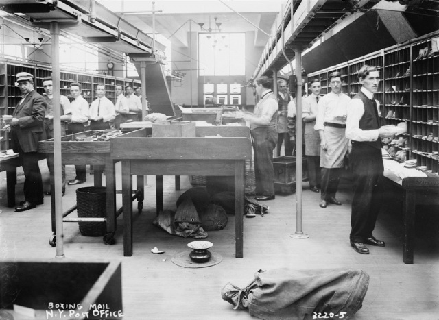 Почта США прошлого и настоящего (20 фото)