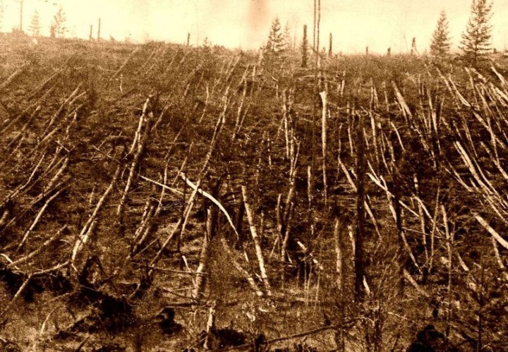 10 самых крупных метеоритов, упавших на Землю (22 фото)