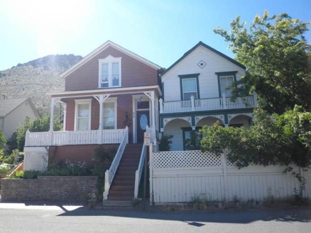 Дома вредных людей (7 фото)