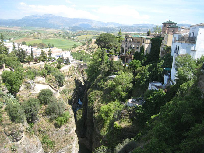 9 самых живописных ущелий мира