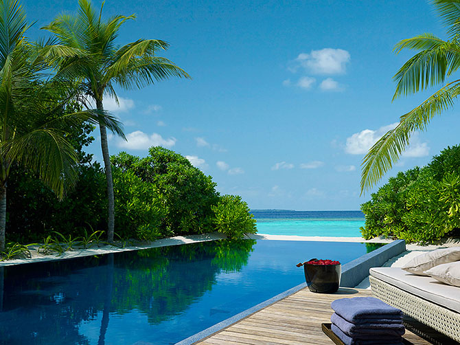 Беспрецедентная роскошь отеля Dusit Thani Maldives