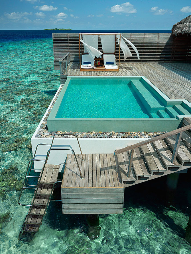 Беспрецедентная роскошь отеля Dusit Thani Maldives