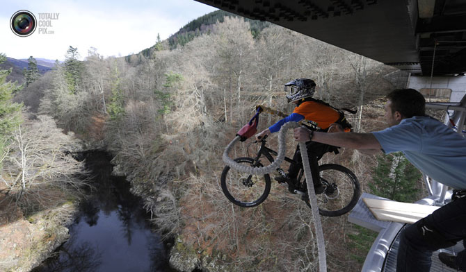 Каскадёры и трюкачи