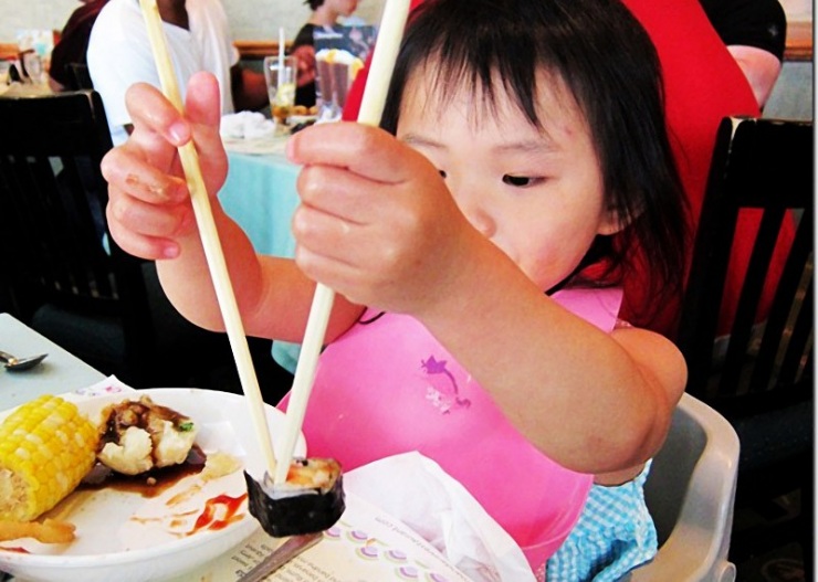 Как правильно есть суши