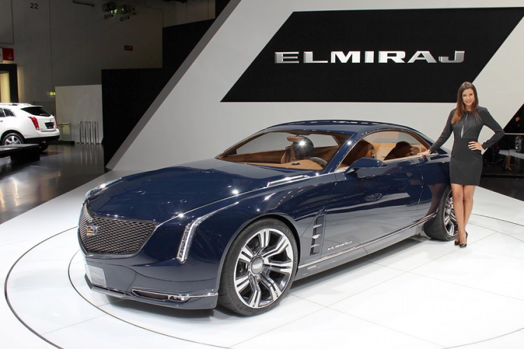 Девушки франкфуртского автосалона 2013