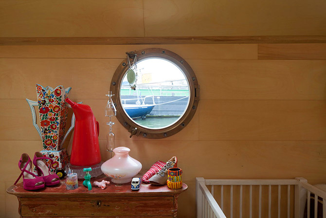 Дом на барже в Амстердаме