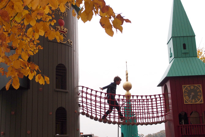 Самые удивительные детские площадки мира