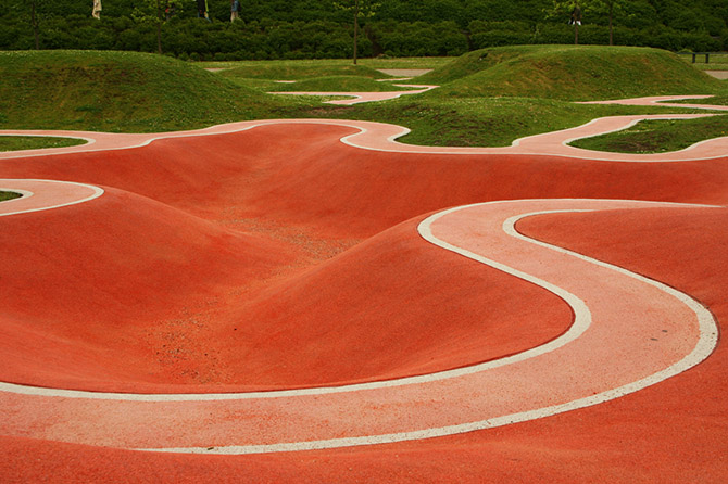 Самые удивительные детские площадки мира