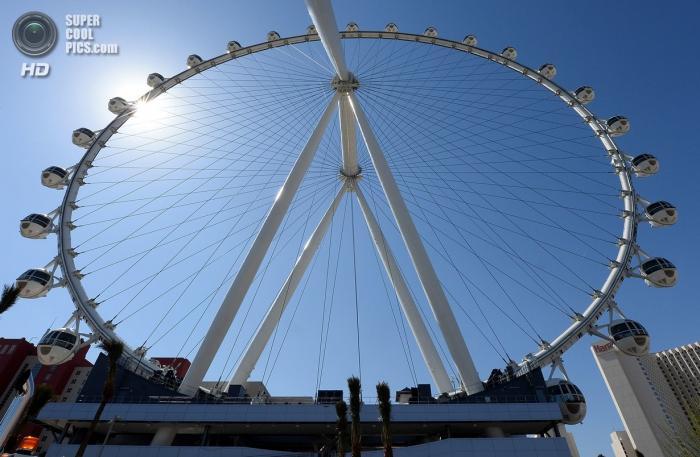 Самое большое колесо обозрения в мире (9 фото)