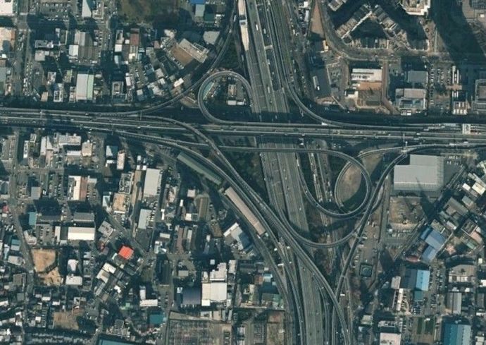 10 головокружительных транспортных развязок