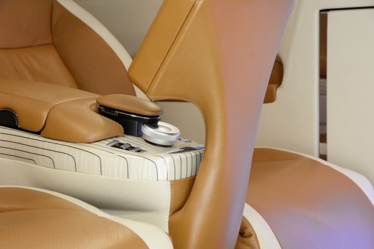 Офис на колесах iBusiness от Brabus