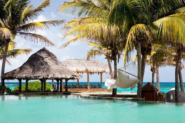 Самые экзотические бассейны на Земле