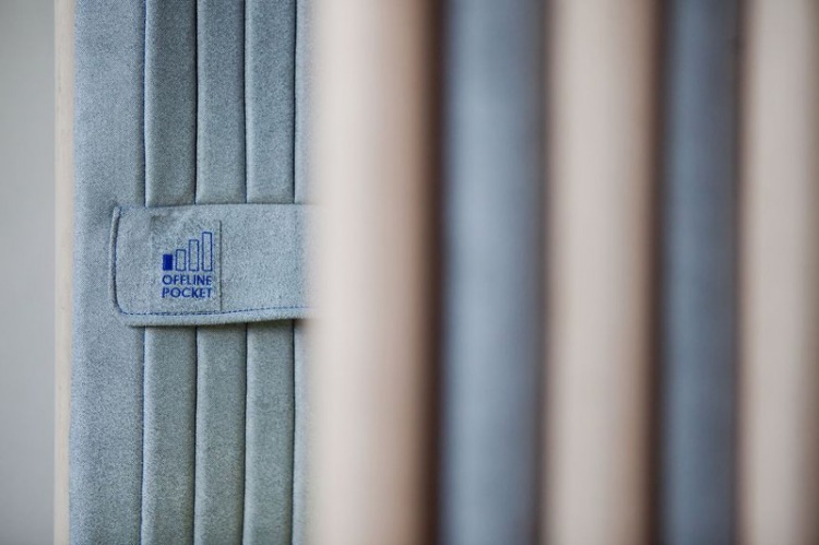 Кресло, блокирующее мобильные сигналы и WI-FI