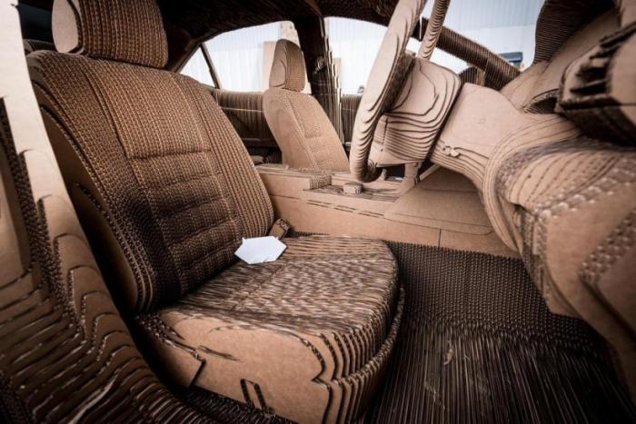 Картонный Lexus LS (18 фото)