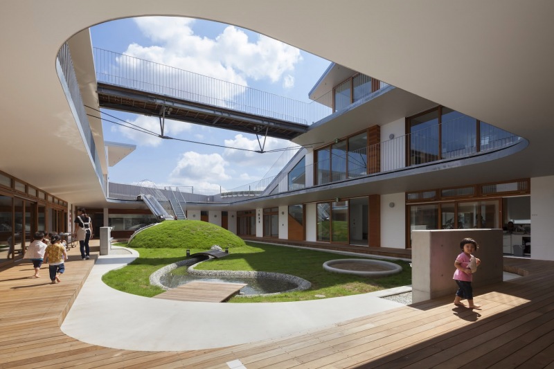 Здание детского сада в Японии