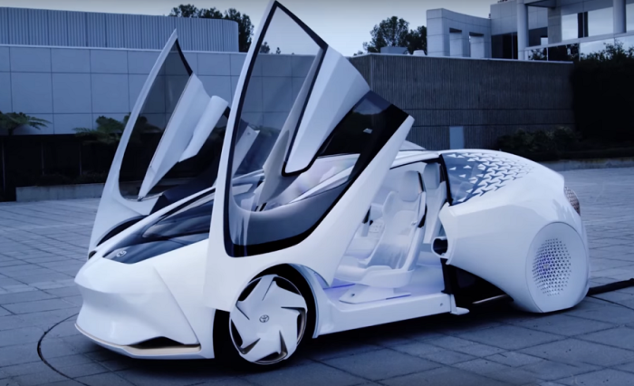 Компания Toyota показала автомобиль с «искусственным интеллектом»