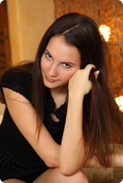 Девушка с ноутбуком