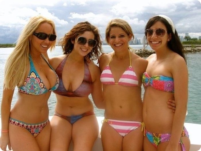 Девушки из социальных сетей (62 фото НЮ)