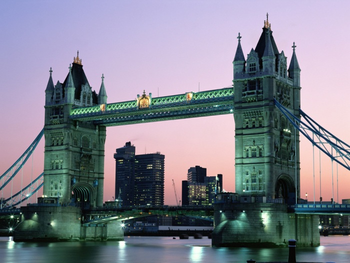 Лучшие мосты для пешеходных прогулок